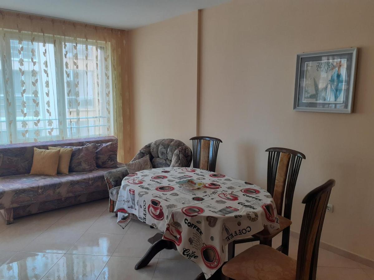 Apartments Sea Sounds Pomorie Exterior photo